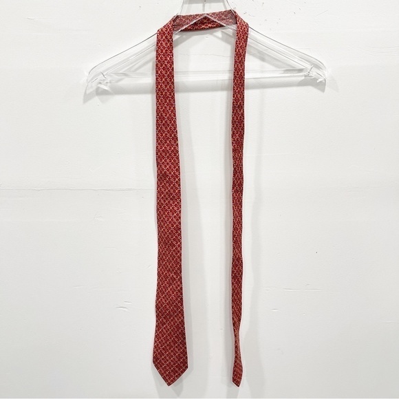 Saks Fifth Avenue Red Floral Printed Silk Tie Made In Italy - Picture 2 of 10